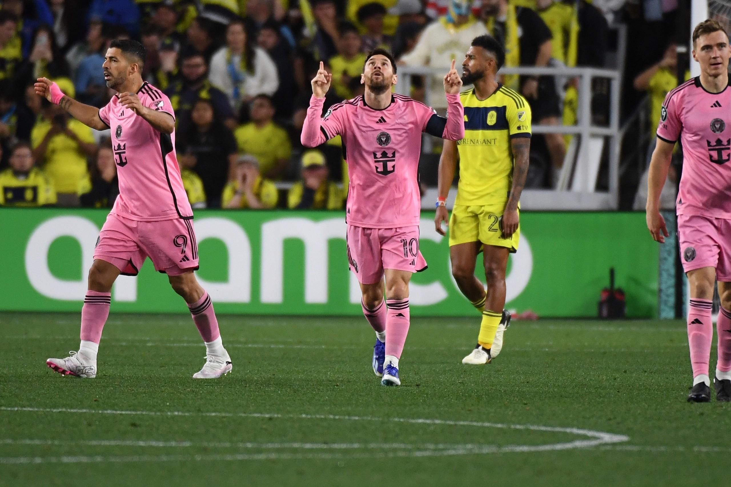 关于梅西助巴黎逆转阿贾克斯,豪夺欧冠强席位的信息 关于梅西助巴黎逆转阿贾克斯,豪夺欧冠强席位的信息