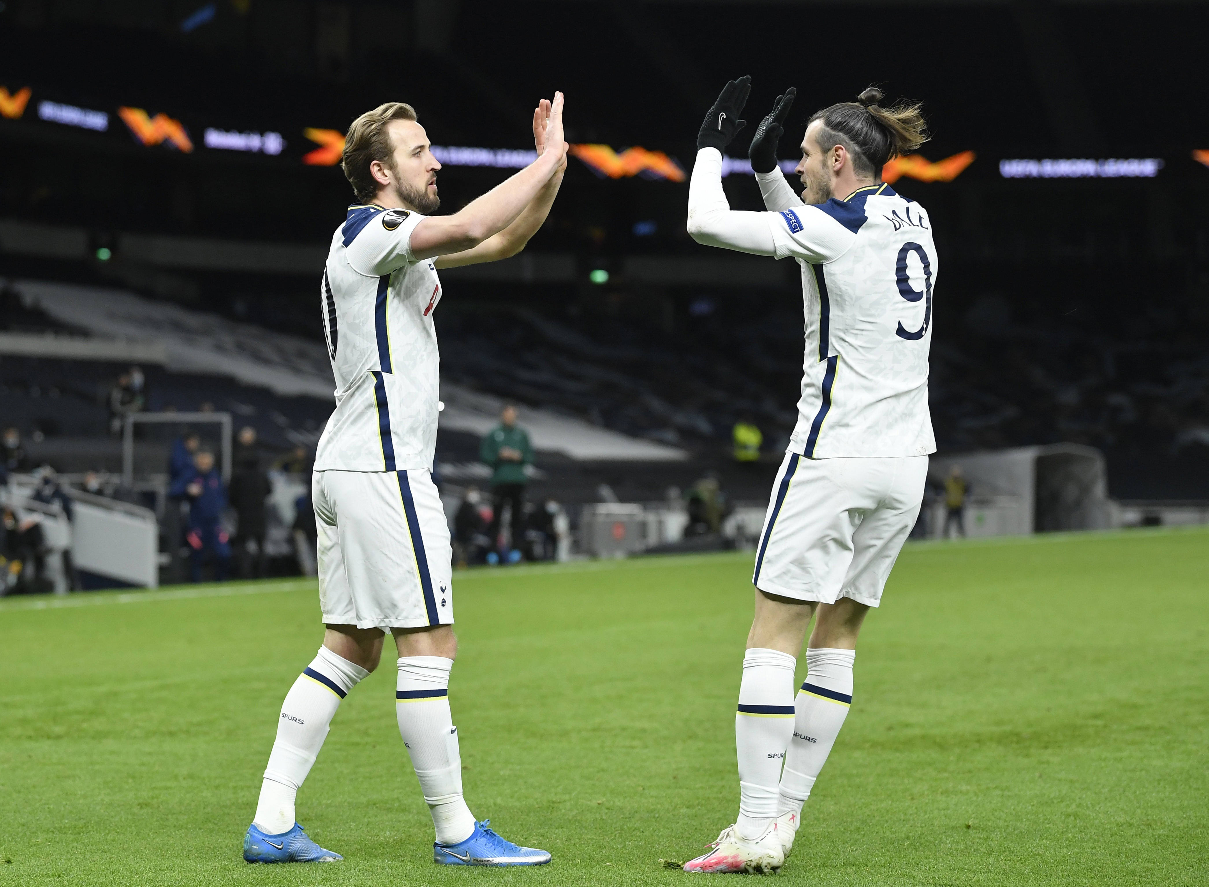 热刺迎来胜利,球队士气高涨! 热刺迎来胜利,球队士气高涨!