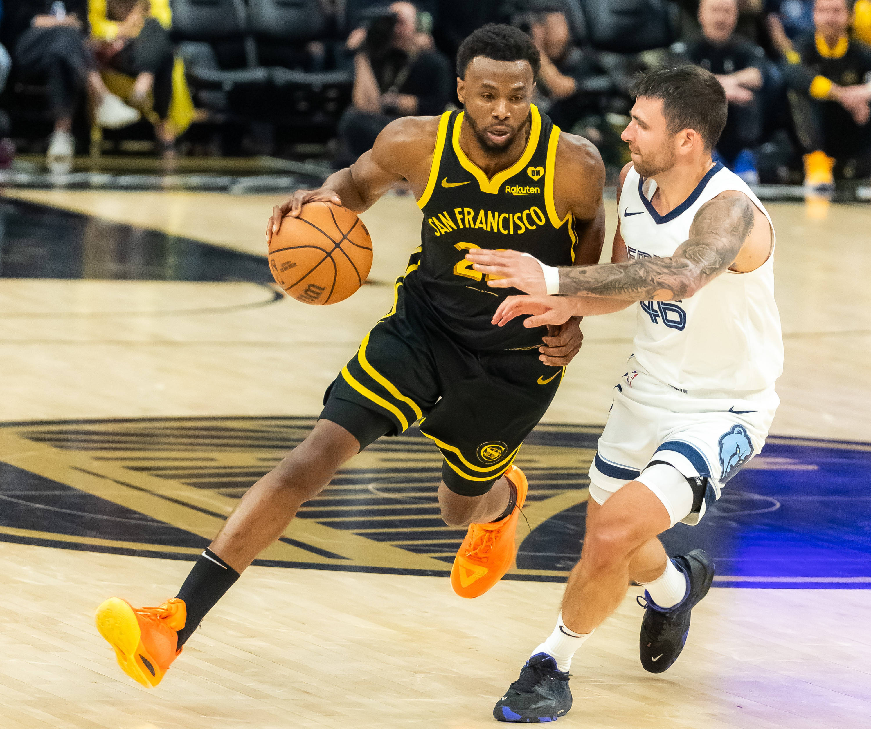 开云官方app入口-世界级篮球明星在比赛中再次展现绝技