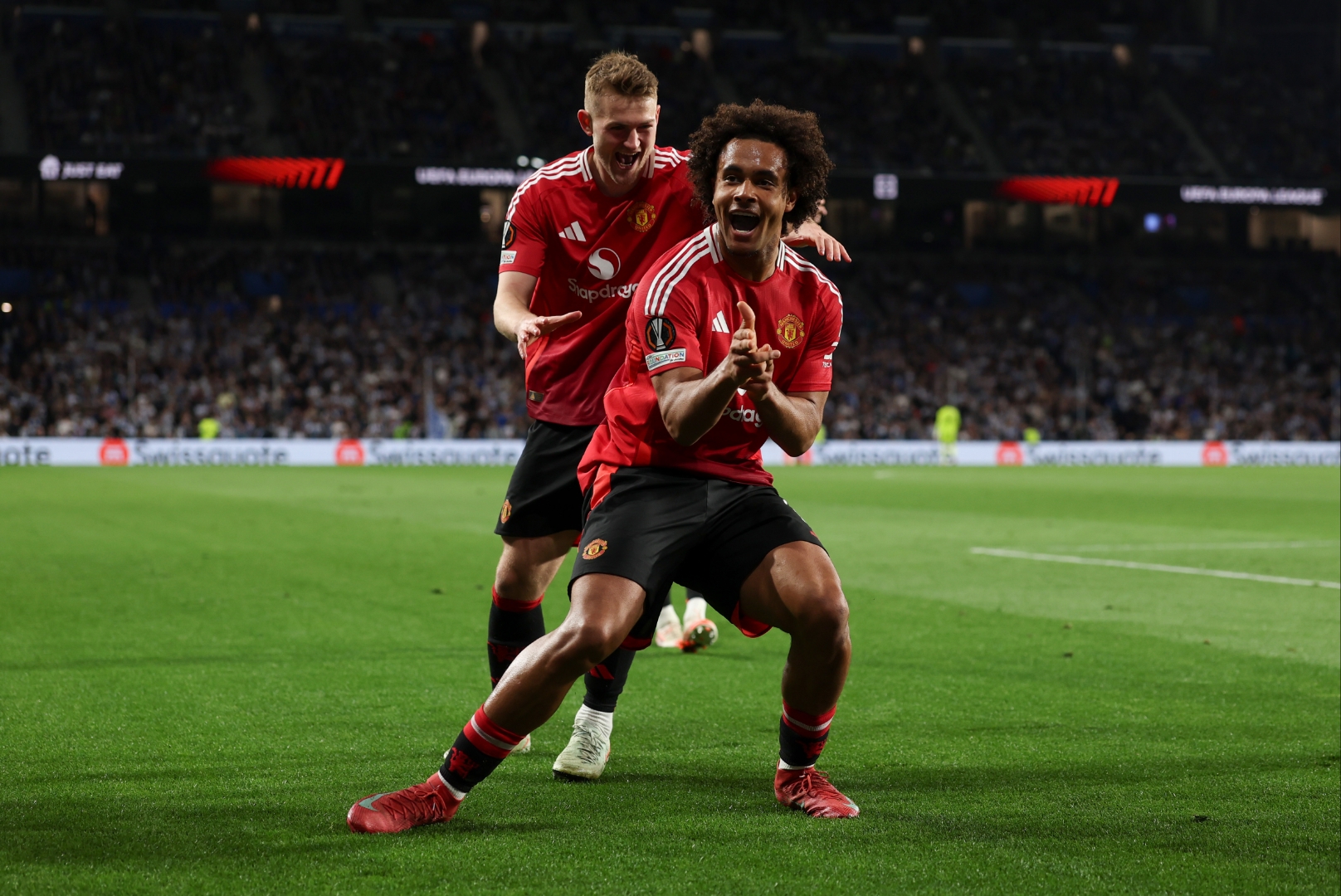 曼联客场力克对手,取得胜利 曼联客场力克对手,取得胜利