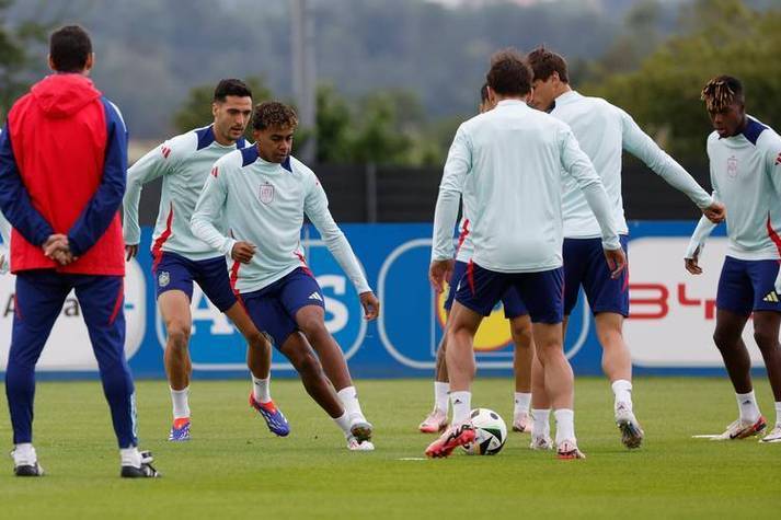 开云体育app-汉堡队将和柏林赫塔交锋，谁将在主场取得优势？