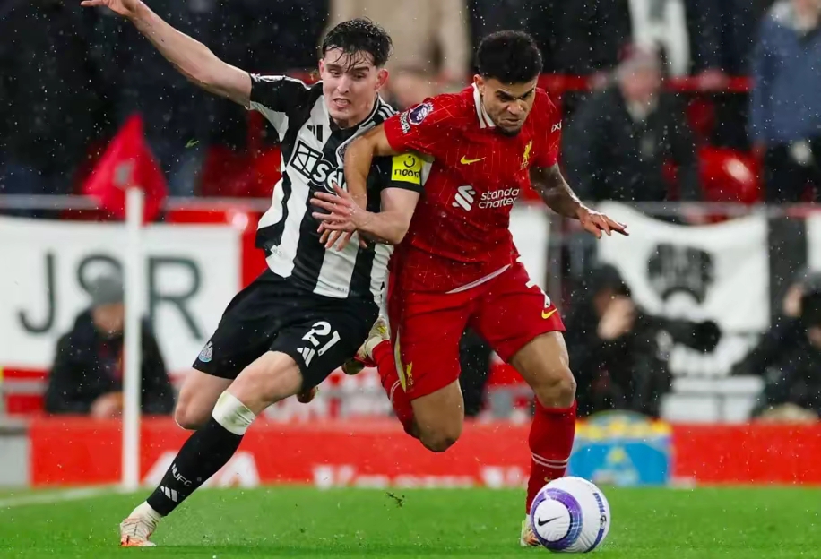 开云平台-利物浦后卫神奇扳平，颠覆比赛形势