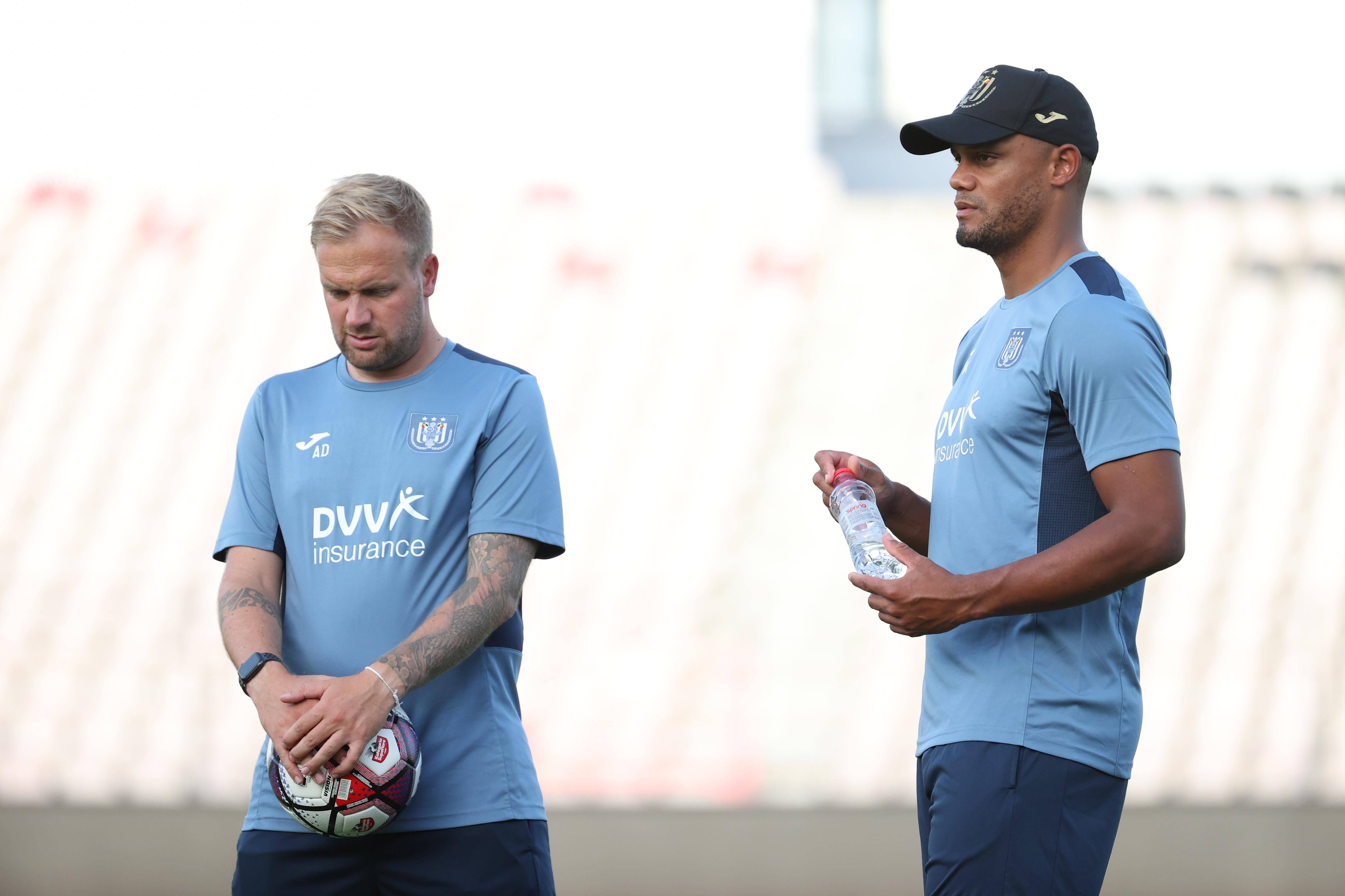 拜仁客场平局,主教练期待球队更进一步 拜仁客场平局,主教练期待球队更进一步