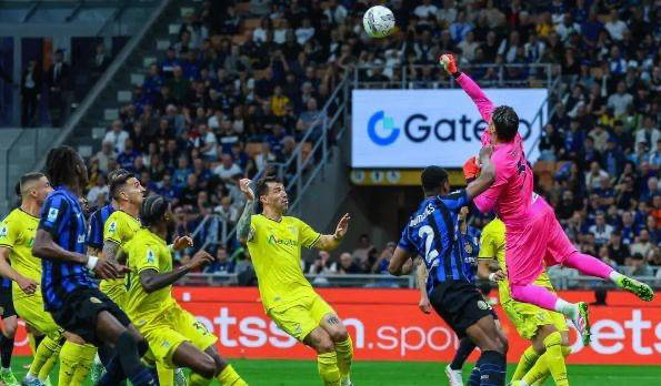 巴塞罗那中后卫转投意甲球队,异国他乡再战 巴塞罗那中后卫转投意甲球队,异国他乡再战