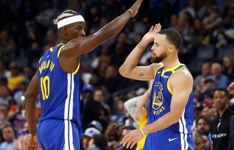 勇士队主教练因不满裁判裁决被罚下场 勇士队主教练因不满裁判裁决被罚下场