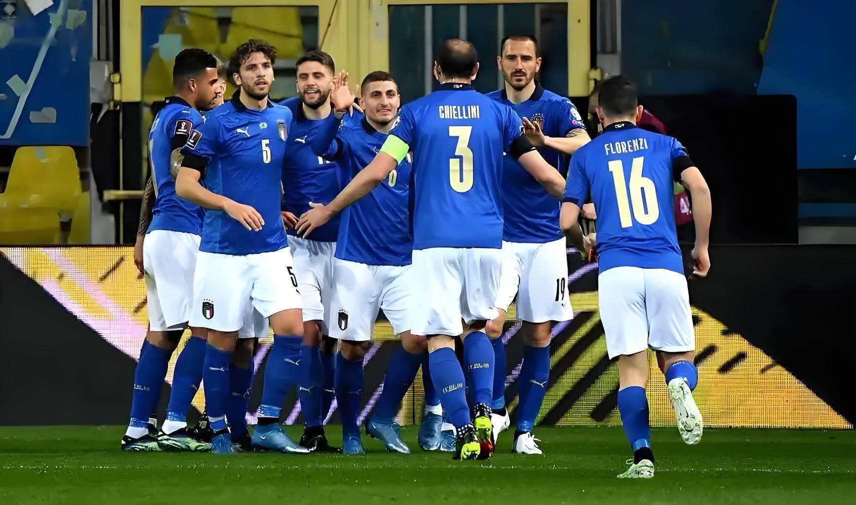 塞尔维亚队欧预赛战绩斐然,赢得许多赞誉 塞尔维亚队欧预赛战绩斐然,赢得许多赞誉