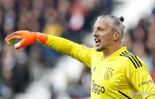 阿贾克斯逆袭,一举晋级下一轮 阿贾克斯逆袭,一举晋级下一轮