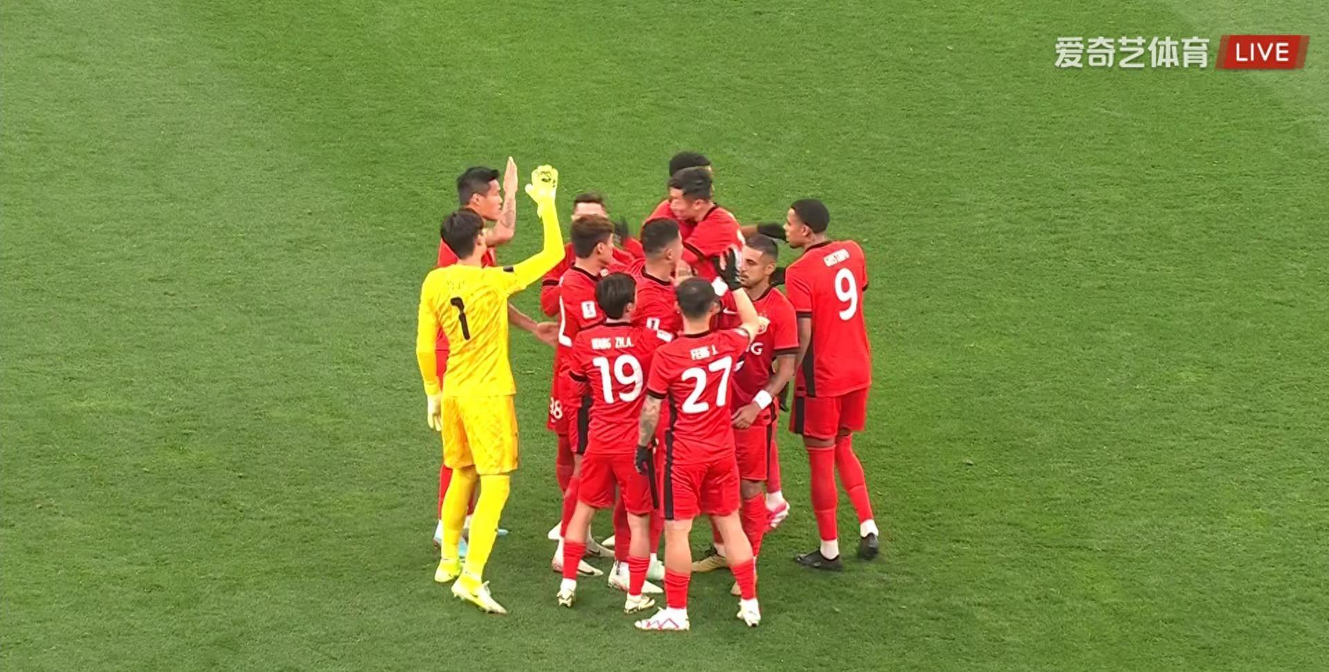 东亚德比烽火再起,上海德比引爆激情 东亚德比烽火再起,上海德比引爆激情