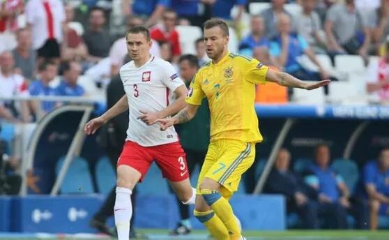 欧洲杯赛场惊现黑马!乌克兰横扫对手晋级八强 欧洲杯赛场惊现黑马!乌克兰横扫对手晋级八强