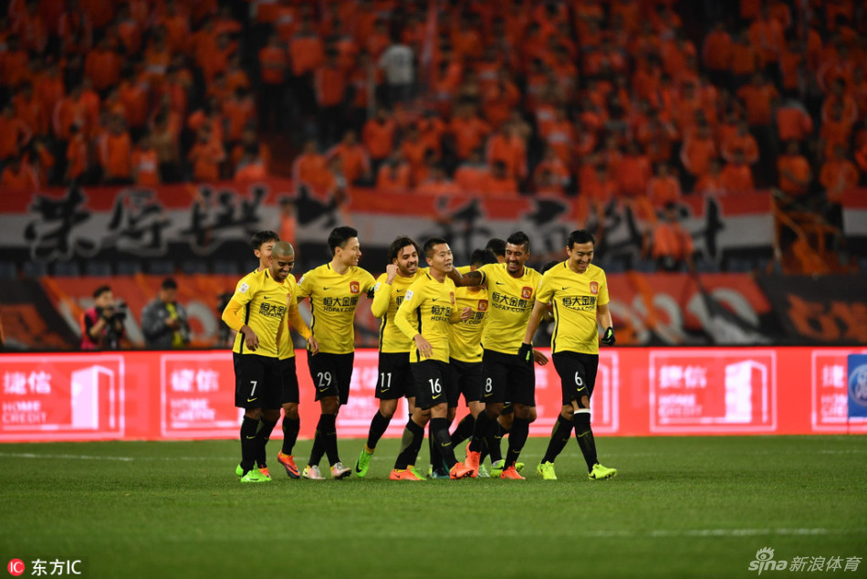 广州恒大不敌山东鲁能,中超客场首败 广州恒大不敌山东鲁能,中超客场首败