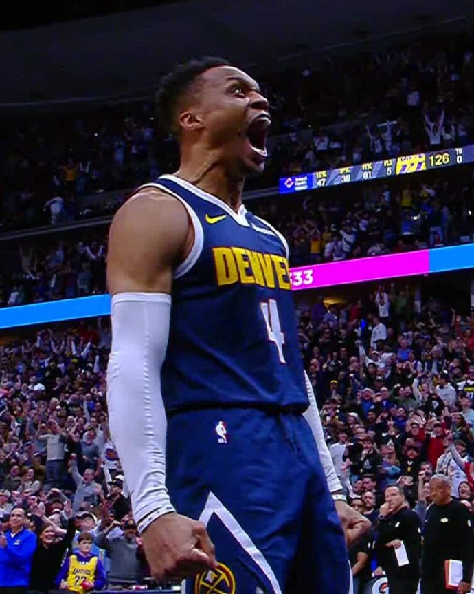 开云平台-灰熊逆袭狂胜尼克斯，波尔津吉斯状态火爆